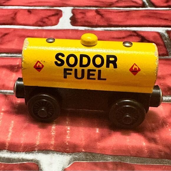 Thomas & Friends Railway Wooden SODOR Train - Picture 3 of 5